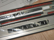 Infiniti　EX35/37　EL発光キックプレート