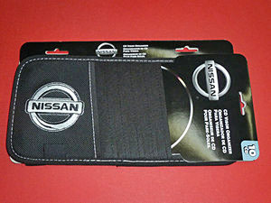 ＮＩＳＳＡＮ　サンバイザー　ＣＤケース