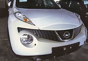 JUKE（ジューク）欧州仕様　ナンバーブラケット