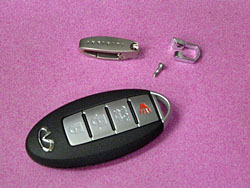 INFINITI　キーフック