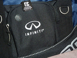 INFINITI　スポーツ・バッグ
