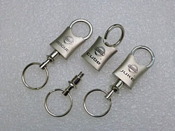 NISSAN キーホルダー