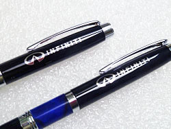 INFINITI　ボールペン