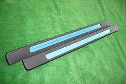 Ｇ３７　インフィニティ　クーペ　２００７年　キックプレート