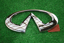 Ｇ３７　ｉｎｆｉｎｉｔｉ　リアーエンブレム