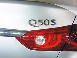 Ｖ３７　インフィニティ　セダン　Ｑ５０Ｓ