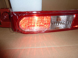 Z12 CUBE（キューブ）欧州仕様　バックフォグランプＫｉｔ